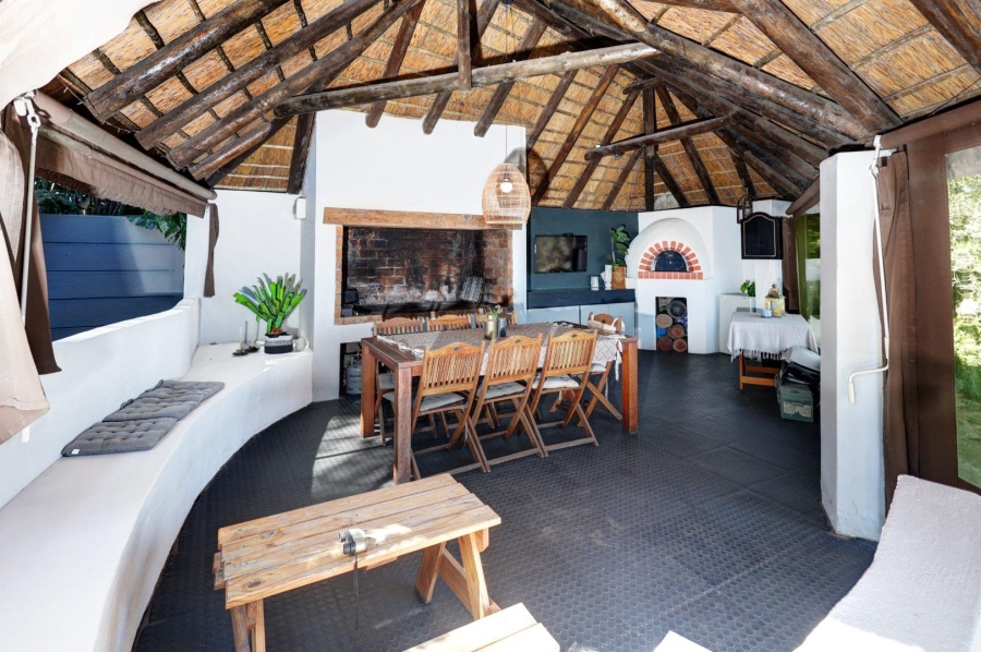 4 Bedroom Property for Sale in Loevenstein Western Cape